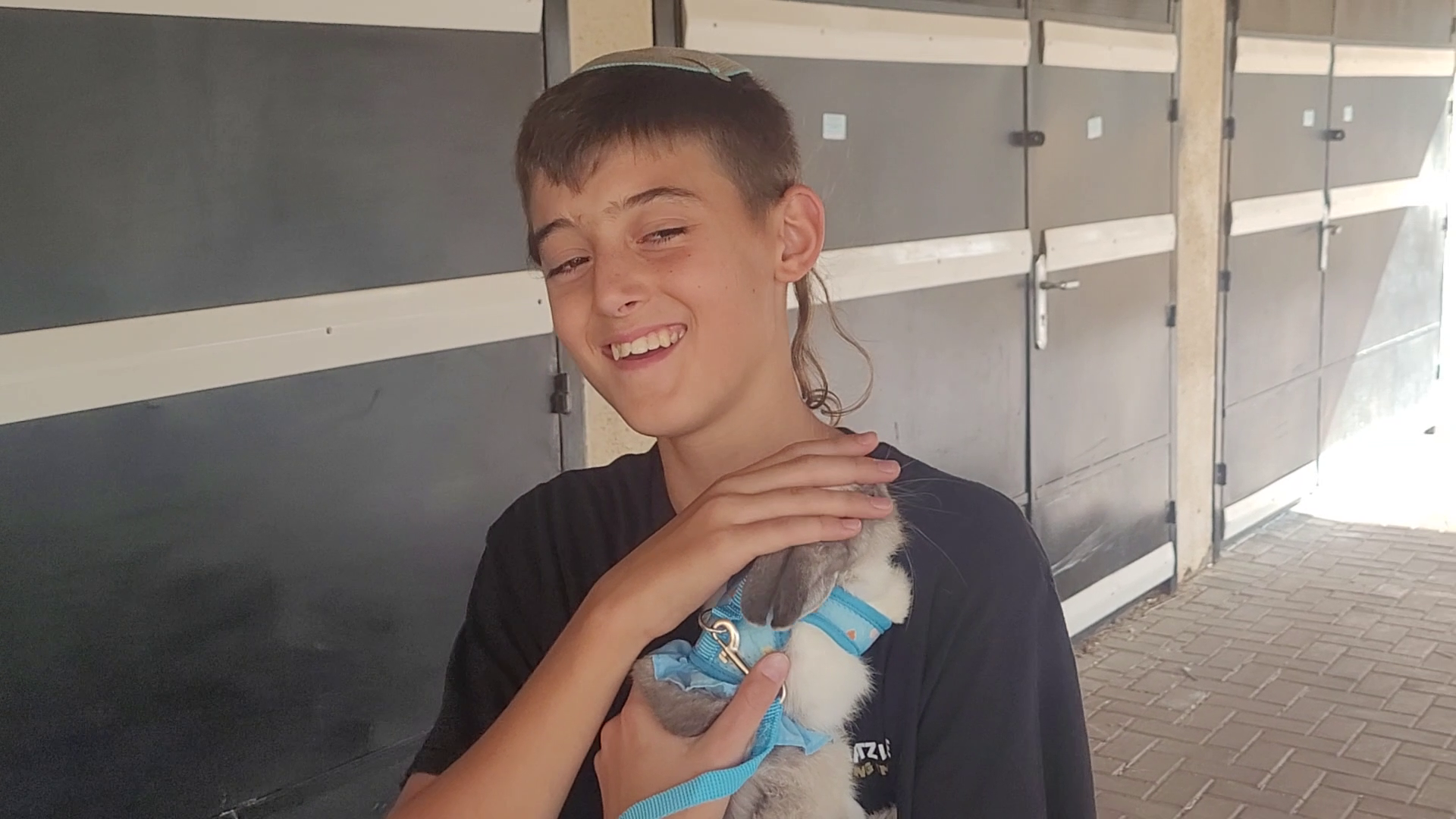 Boy learning Torah